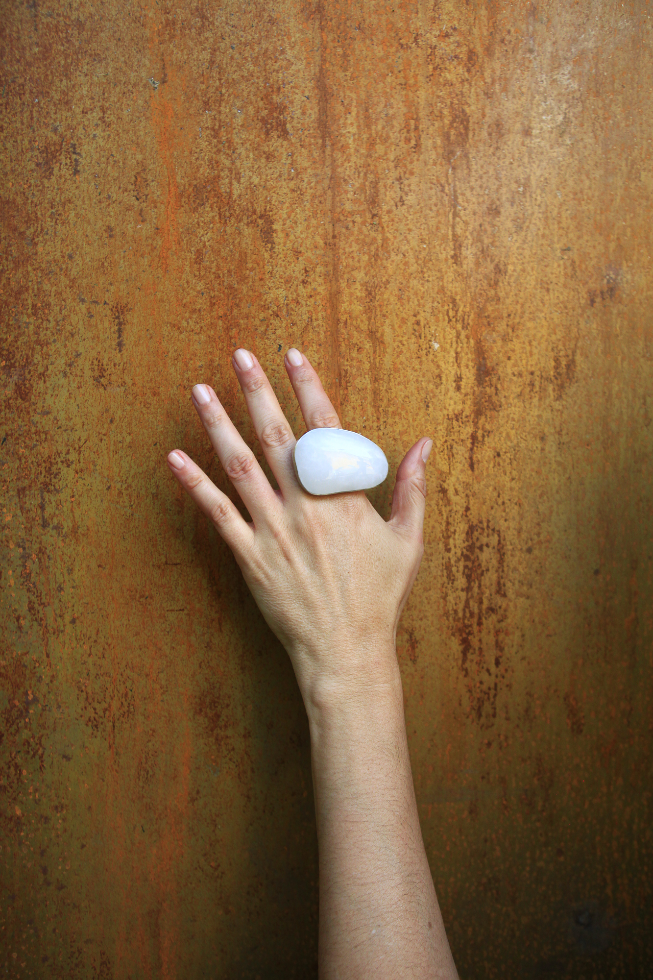 Anillo de ónix blanco nube N3