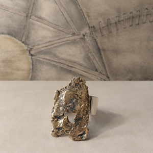 Brazalete en fundición de bronce